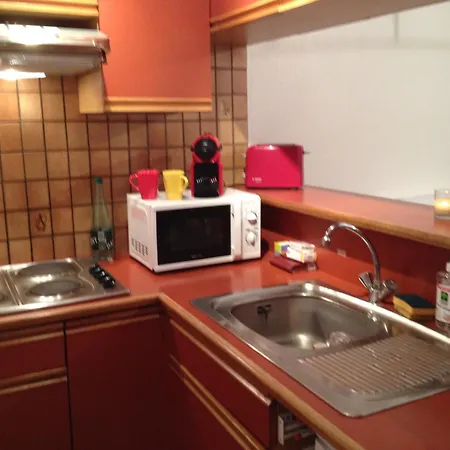 Edith Apartment